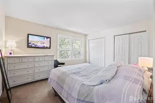 31 Dallenbach Ln, East Brunswick Township, NJ 08816 - Photo 12