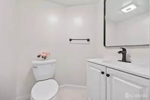 31 Dallenbach Ln, East Brunswick Township, NJ 08816 - Photo 12