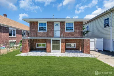 287 E Smith Street E, Woodbridge Township, NJ 07095 - Photo 4