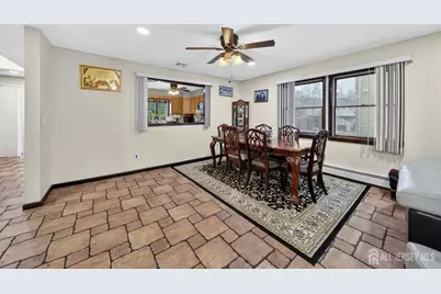 14 Carteret Street, Port Reading, NJ 07064 - Photo 4