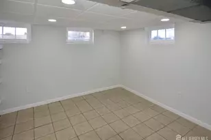 55 Bridge St, Sewaren, NJ 07077 - Photo 26