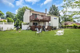 26 Nancy Ln, Piscataway Township, NJ 08854 - Photo 32
