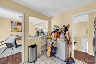 26 Nancy Ln, Piscataway Township, NJ 08854 - Photo 16