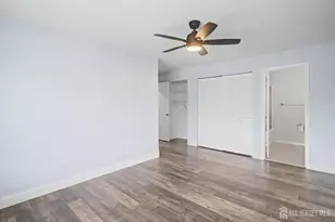 208 Sunshine Ct, Sayreville, NJ 08859 - Photo 24