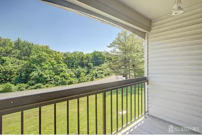 208 Sunshine Court, Sayreville, NJ 08859 - Photo 32