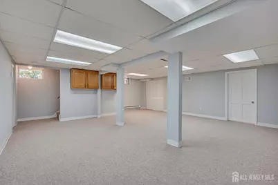 409 S 2nd Avenue S, Highland Park, NJ 08904 - Photo 32