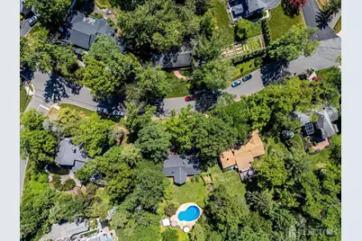 9 Clive Hills Road, Edison, NJ 08820 - Photo 44