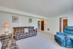 6 Sussex Ct, Edison, NJ 08820 - Photo 22