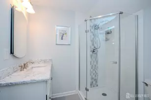 21 Inwood Dr, East Brunswick Township, NJ 08816 - Photo 20