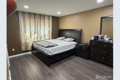 911 Yorkshire Drive, Flemington, NJ 08822 - Photo 4