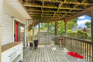 68 W Edward St, Iselin, NJ 08830 - Photo 32