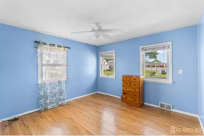 68 W Edward Street, Iselin, NJ 08830 - Photo 8