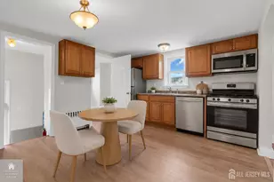 25 Hooker St, Jamesburg, NJ 08831 - Photo 12