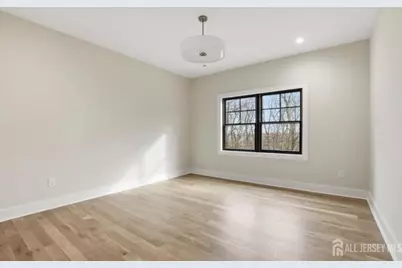 [Address not provided], Edison, NJ 08820 - Photo 24