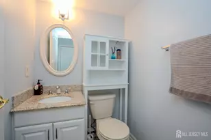 22 Amy Dr, North Brunswick Township, NJ 08902 - Photo 18