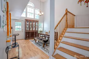 22 Amy Dr, North Brunswick Township, NJ 08902 - Photo 6