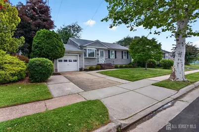 56 Whitman Street, Carteret, NJ 07008 - Photo 4