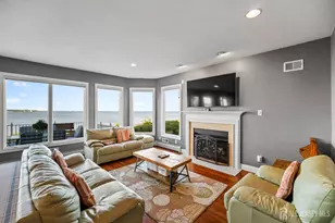 23 Lighthouse Dr, South Amboy, NJ 08879 - Photo 18