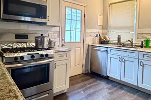 177 Buckelew Ave, Jamesburg, NJ 08831 - Photo 4
