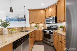 1115 Willow Ave, Hoboken, NJ 07030 - Photo 8