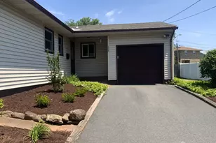 178 Willow St, Port Reading, NJ 07064 - Photo 2