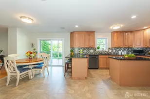 24 Willow Ln, Marlboro Township, NJ 07726 - Photo 10