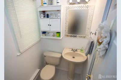 4 Avon Way, Sayreville, NJ 08859 - Photo 26