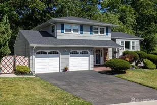4 Avon Way, Sayreville, NJ 08859 - Photo 4