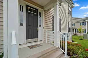 58 Begonia Ln, Monroe Township, NJ 08831 - Photo 2