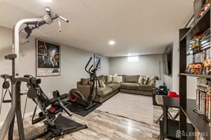3 Minnisink Ave, Sayreville, NJ 08872 - Photo 24