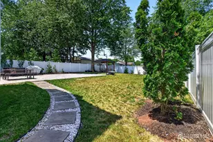 51 Runyon Ave, Edison, NJ 08817 - Photo 48