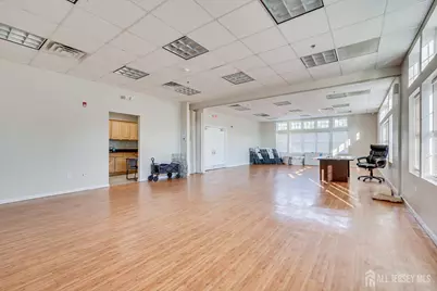 525 Edpas Road, New Brunswick, NJ 08901 - Photo 36