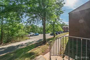 93 Fox Rd, Edison, NJ 08817 - Photo 4