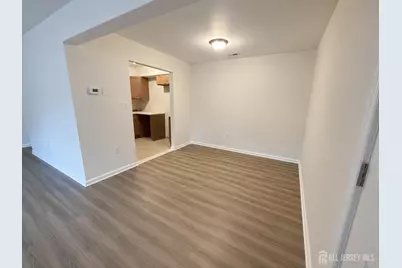 111 Orlando Street, Edison, NJ 08817 - Photo 10