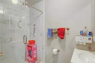 2 Park Terrace, North Brunswick Township, NJ 08902 - Photo 16