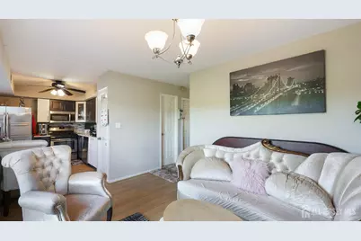 2 Park Row, North Brunswick Township, NJ 08902 - Photo 8