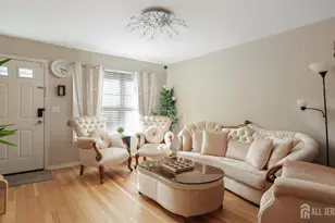 2 Park Terrace, North Brunswick Township, NJ 08902 - Photo 4