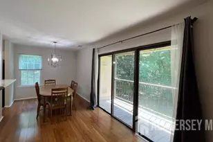 140 Wyndham Pl, Robbinsville, NJ 08691 - Photo 6