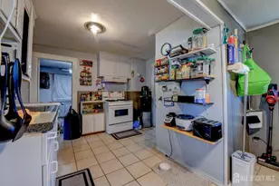 51 Jeanette St, Carteret, NJ 07008 - Photo 18