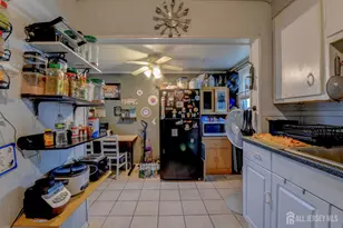 51 Jeanette St, Carteret, NJ 07008 - Photo 16