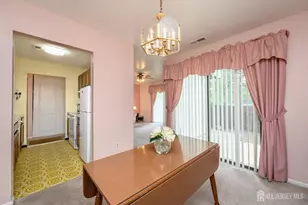 38 E Daisy Ln E, Mount Laurel, NJ 08054 - Photo 10