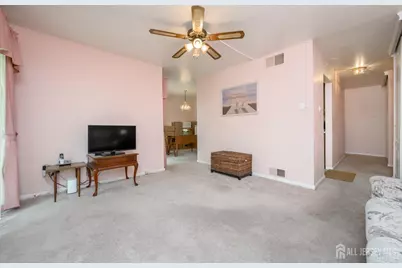 38 E Daisy Lane E #A, Mount Laurel, NJ 08054 - Photo 4