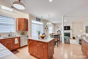 8 Tufts Ct, South Brunswick Township, NJ 08824 - Photo 16