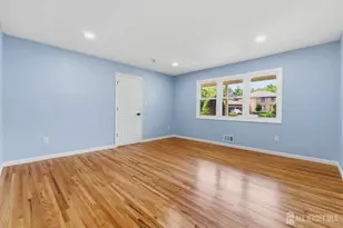 22 Edward St, East Brunswick Township, NJ 08816 - Photo 12