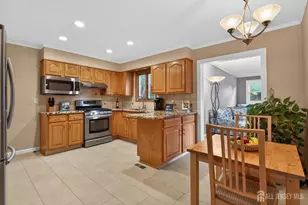 24 Deerwood Ave, Edison, NJ 08817 - Photo 12