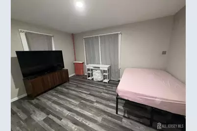 126 Jones Avenue, New Brunswick, NJ 08901 - Photo 26