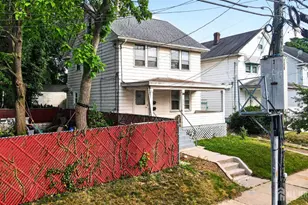126 Jones Ave, New Brunswick, NJ 08901 - Photo 2