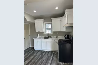 126 Jones Avenue, New Brunswick, NJ 08901 - Photo 24