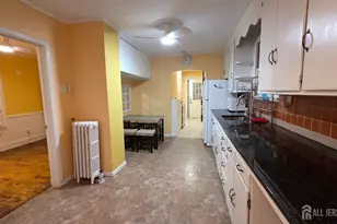 26 Harvey St, New Brunswick, NJ 08901 - Photo 10