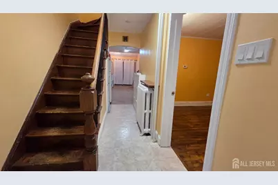 26 Harvey Street, New Brunswick, NJ 08901 - Photo 4